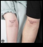 Tatuaje de cuplu Ink Fusion care celebrează dragostea într-un mod frumos